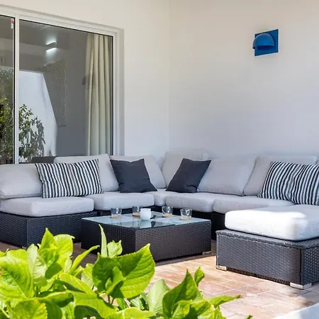 Windmill Hill, Sun And Relax With A View Apartment